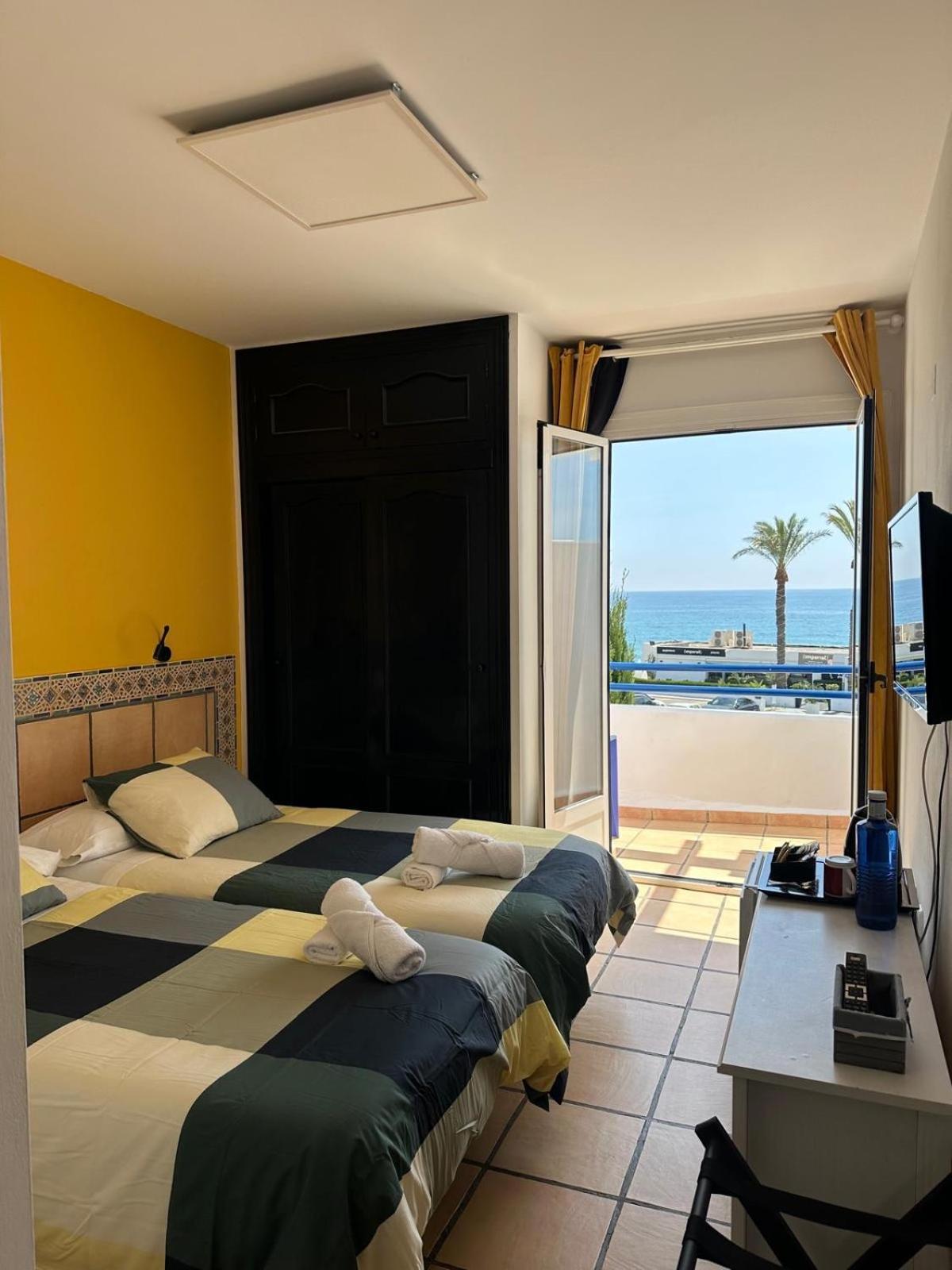 Ss Habitaciones Turisticas Vistas Al Mar 모야카 외부 사진